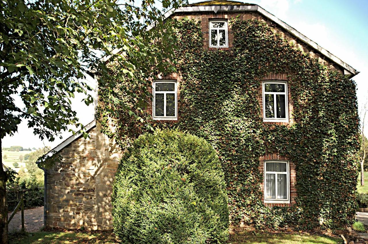 Ruhiges, Gemuetliches Ferienhaus Mit Grossem Garten Вэм Экстерьер фото